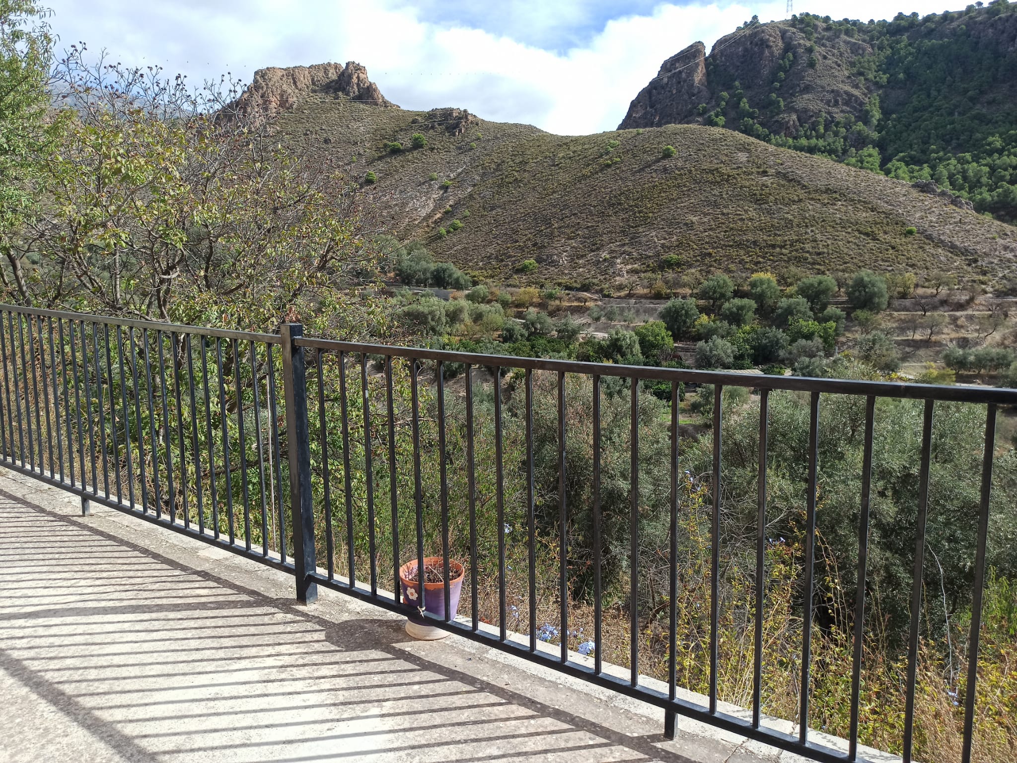 MONDUJAR casa 220.000€